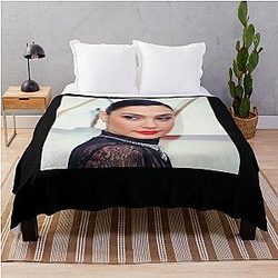 Mens Favorite Gal Gadot Gifts Throw Blanket
