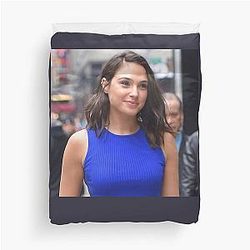 Mens Best Gal Gadot Photo Duvet Cover