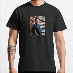 Contemporary Country Figure Gary Allan T-Shirts