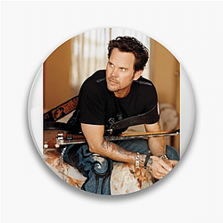 Hitmaking Singer-Songwriter Gary Allan Pins