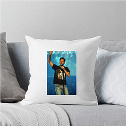 Nashville Recording Artist Gary Allan Pillows Cover