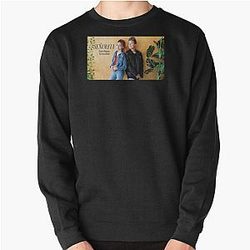 gavin magnus señorita Pullover Sweatshirt
