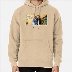 gavin magnus señorita Pullover Hoodie