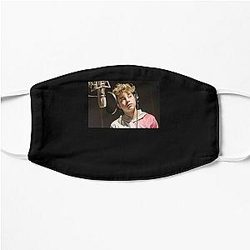 Gavin Magnus singer Flat Mask