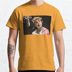 Gavin Magnus singer Classic T-Shirt