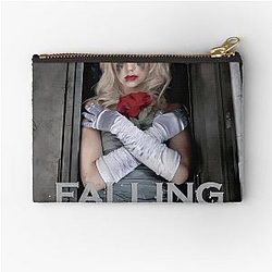 Nemen Saiki Gawe Gelo Zipper Pouch.