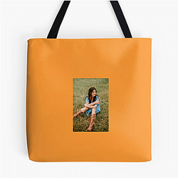 Hollywood Starlet Genevieve Padalecki Bags