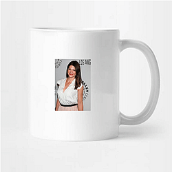 Style Icon Genevieve Padalecki Mugs