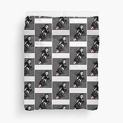 Gigi Hadid Digital Manipulation - Bella Hadid Duvet Cover