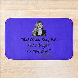 Gigi Hadid Eat Clean Stay Fit Relying On Burgers To Stay Sane Bath Mat