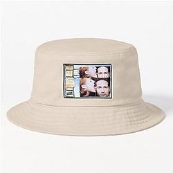David Duchovny and Gillian Anderson iconic photoshoot with Bucket Hat