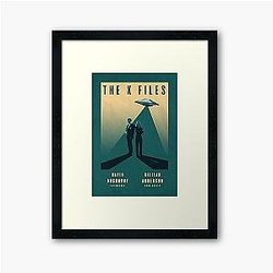 The X Files Mulder and Scully David Duchovny Gillian Anderson Retro Vintage Poster Framed Art Print
