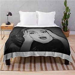 Scream by Gillian Anderson Throw Blanket