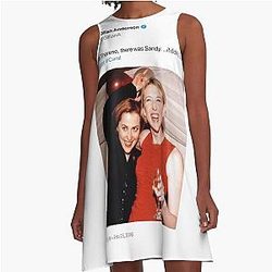 Gillian Anderson tweets Kate Blanchett A-Line Dress