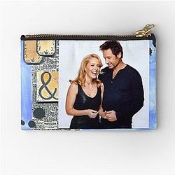 David Duchovny and Gillian Anderson Zipper Pouch