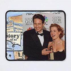 David Duchovny and Gillian Anderson Golden Globe Mouse Pad
