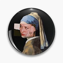 Gillian Anderson Pearl Earring