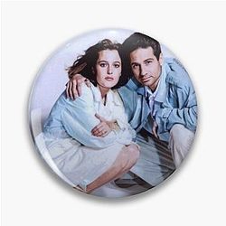David Duchovny and Gillian Anderson Pin