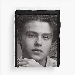 Marcus Baker Ginny and Georgia Netflix Felix Mallard Duvet Cover