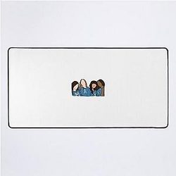 Ginny and Georgia Club Desk Mat