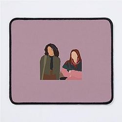 Ginny and Georgia with dyed hair on Netflix