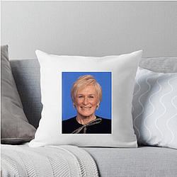 Legendary Actress Glenn Close Pillows Cover
