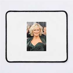 Red Carpet Queen Glenn Close Mouse Pads