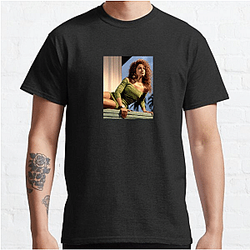 Gloria Estefan was a Kennedy Center Honoree Gloria Estefan T-Shirts
