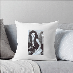 Gloria Estefan has sold over 100 million records Gloria Estefan Pillows Cover