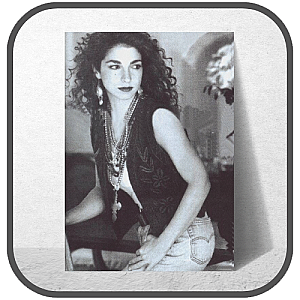 Gloria Estefan Posters