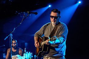 Everlasts Lyrics Decoded The Stories Behind His Most Powerful Songs