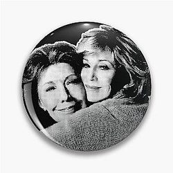 Grace and Frankie Hug Pattern Pin