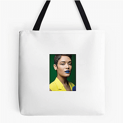 Grace Byers' most famous role is in the TV series Empire Grace Byers Bags