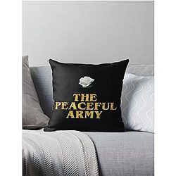 Panggung Hiburan Greta Van Fleet   Throw Pillow