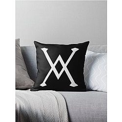 Greta Van Fleet , Anthem Of The Peaceful Army          Throw Pillow