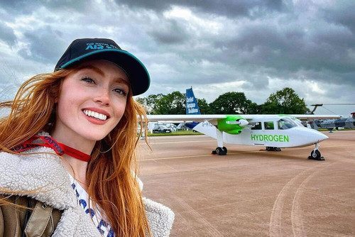 Step into Style: Must-Have Pieces from the Jessica Ashley Merch Official Shop