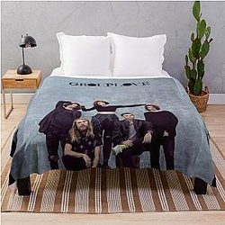 GROUPLOVE Throw Blanket