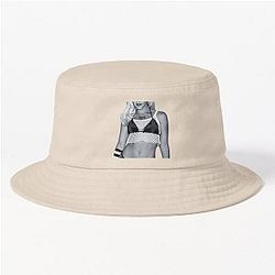 Gwen Stefani  Bucket Hat