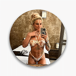 Submission Threat Hannah Goldy Pins