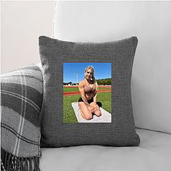 Bantamweight King Hannah Goldy Pillows Cover