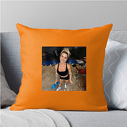 Combat Spirit Hannah Goldy Pillows Cover