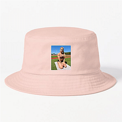 Bantamweight King Hannah Goldy Hats & Caps