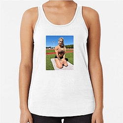 Bantamweight King Hannah Goldy Tank Tops