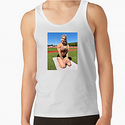Bantamweight King Hannah Goldy Tank Tops