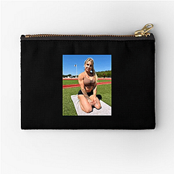 Bantamweight King Hannah Goldy Zipper Pouches