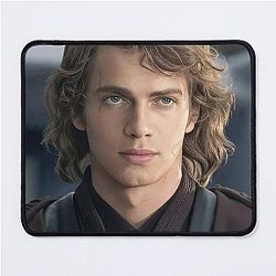 Hayden Christensen Pad