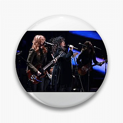 Classic Rock Queens Heart Band Pins