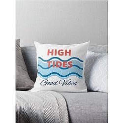 High tides good vibes beach life Throw Pillow
