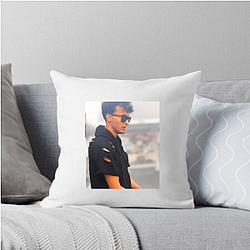 HotSpanish Oficialmente parte de la HotSpanish Desafío Hot Spanish Cubierta de almohadas