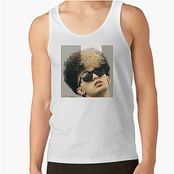 HotSpanish De Koning van het Prank Interview Hot Spanish Tanktops
